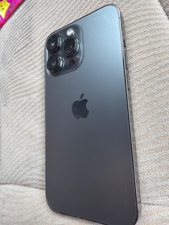 iPhone iPhone 13 Pro 256GB au（スマホ）の商品画像 - 査定依頼日：2026年8月26日 - 最高査定価格：45,500円