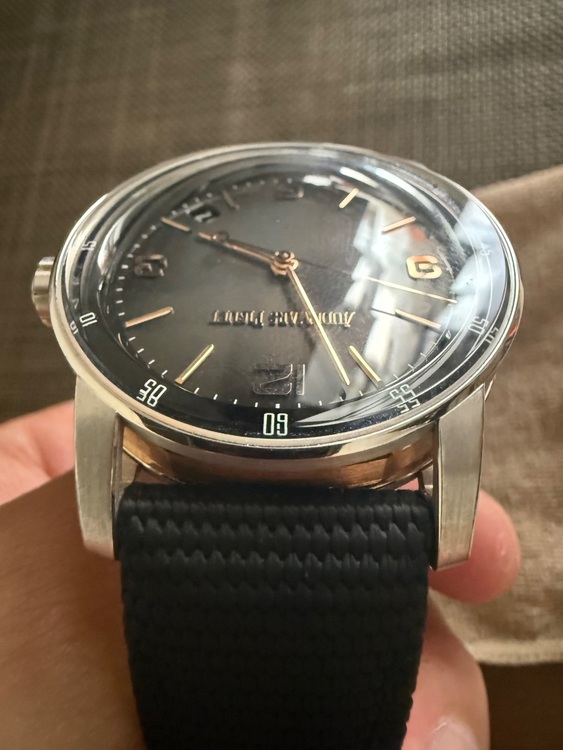 オーデマピゲ その他 15210CR.OO.A002CR.01 code 11.59（高級時計）の商品画像 - 査定依頼日：2025年7月14日 - 最高査定価格：2,800,000円