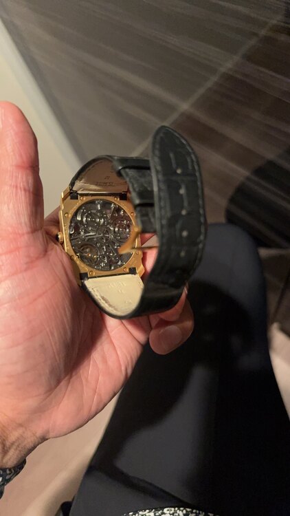 ブルガリ オクト （高級時計）の商品画像 - 査定依頼日：2025年4月23日 - 最高査定価格：3,650,000円