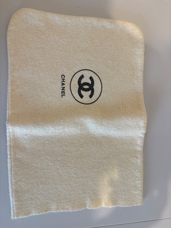 CHANEL タッセル付きチェーンショルダーバック（ブランドバッグ）の商品画像 - 査定依頼日：2026年3月16日 - 最高査定価格：110,000円