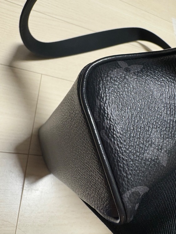 M44000（ブランドバッグ）の商品画像 - 査定依頼日：2025年7月28日 - 最高査定価格：120,000円