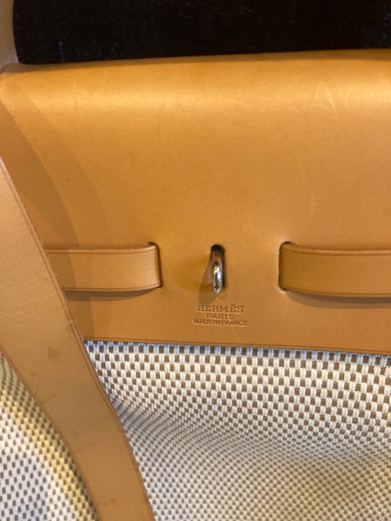 エルメス エールバッグ （ブランドバッグ）の商品画像 - 査定依頼日：2025年6月27日 - 最高査定価格：90,000円