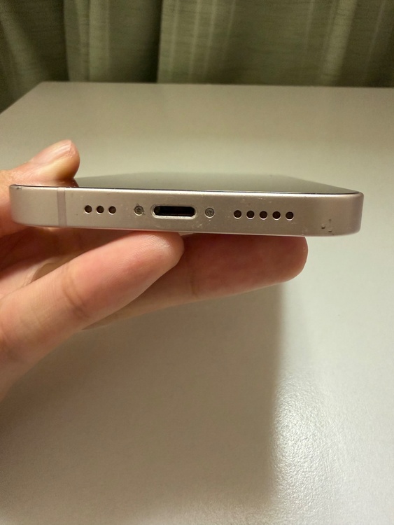 iPhone iPhone 13 256GB docomo（スマホ）の商品画像 - 査定依頼日：2026年7月11日 - 最高査定価格：45,000円