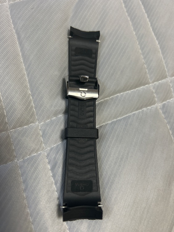 ｺｰｱｸｼｬﾙｸﾛﾉﾏｽﾀｰ ﾀﾞｲﾊﾞｰ300（ブランド財布・小物）の商品画像 - 査定依頼日：2025年6月29日 - 最高査定価格：500,000円