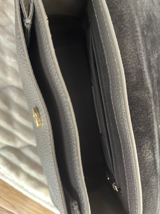 その他 フルラ （ブランドバッグ）の商品画像 - 査定依頼日：2025年3月2日 - 最高査定価格：4,000円