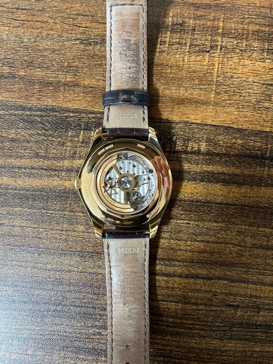 ヴァシュロン コンスタンタン その他 （高級時計）の商品画像 - 査定依頼日：2024年12月16日 - 最高査定価格：2,400,000円