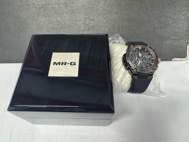 G-SHOCK MR-G MRG-B2000R-1AJr（高級時計）の商品画像 - 査定依頼日：2025年8月27日 - 最高査定価格：100,000円
