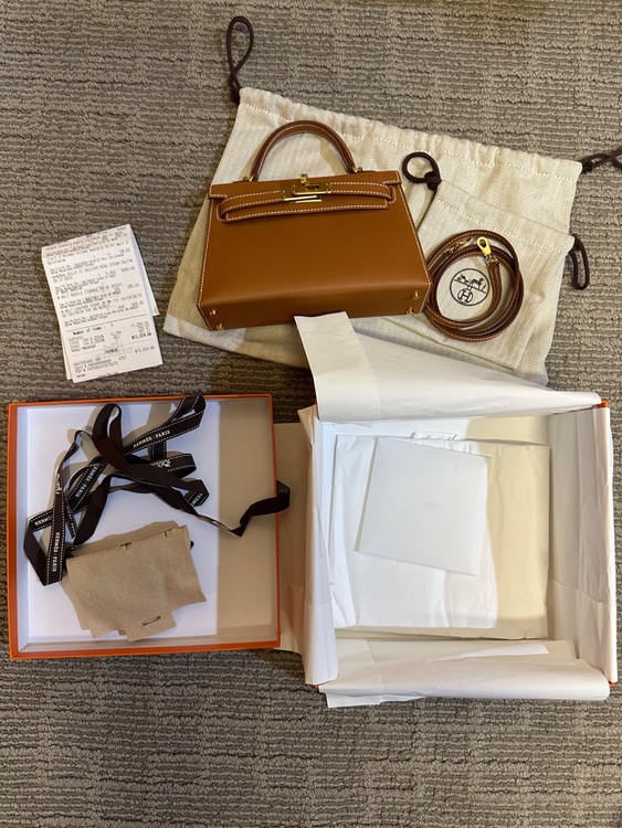 Hermès Gold Epsom Mini Kelly II 20 GHW_B（ブランドバッグ）の商品画像 - 査定依頼日：2025年8月28日 - 最高査定価格：3,450,000円