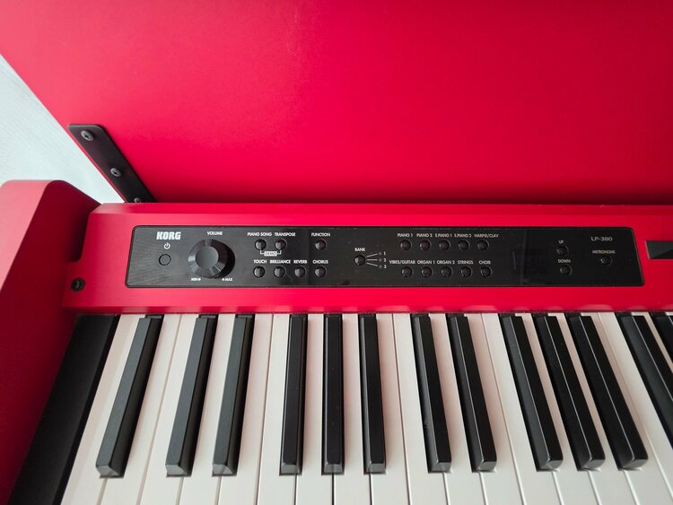 KORG LP--380（ピアノ・楽器・PA機材）の商品画像 - 査定依頼日：2026年9月20日 - 最高査定価格：5,000円