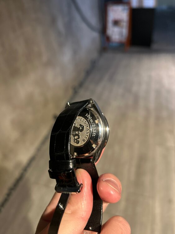 オメガ スピードマスター （高級時計）の商品画像 - 査定依頼日：2024年12月18日 - 最高査定価格：250,000円