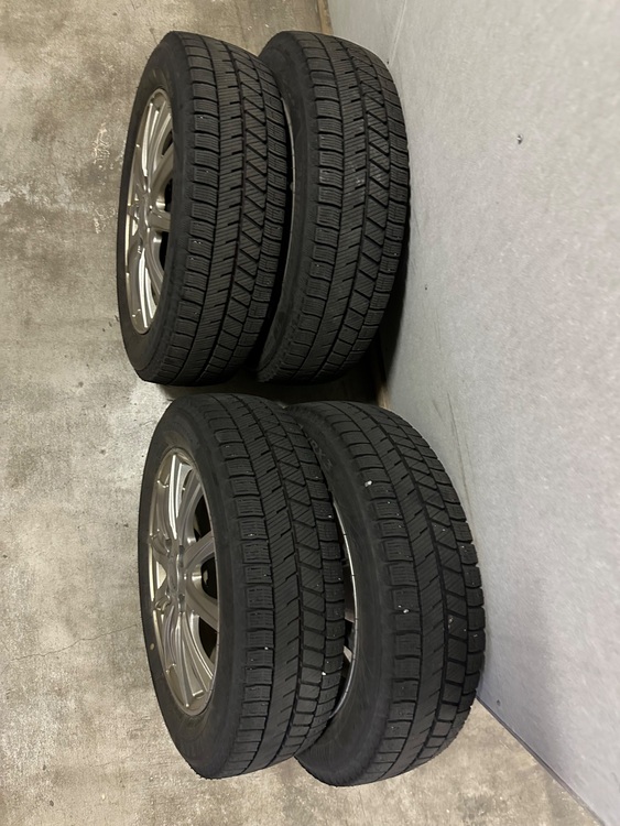 ブリザック VRX3　155/65R14 PIAA ワイパー（カー用品）の商品画像 - 査定依頼日：2025年8月17日 - 最高査定価格：5,000円