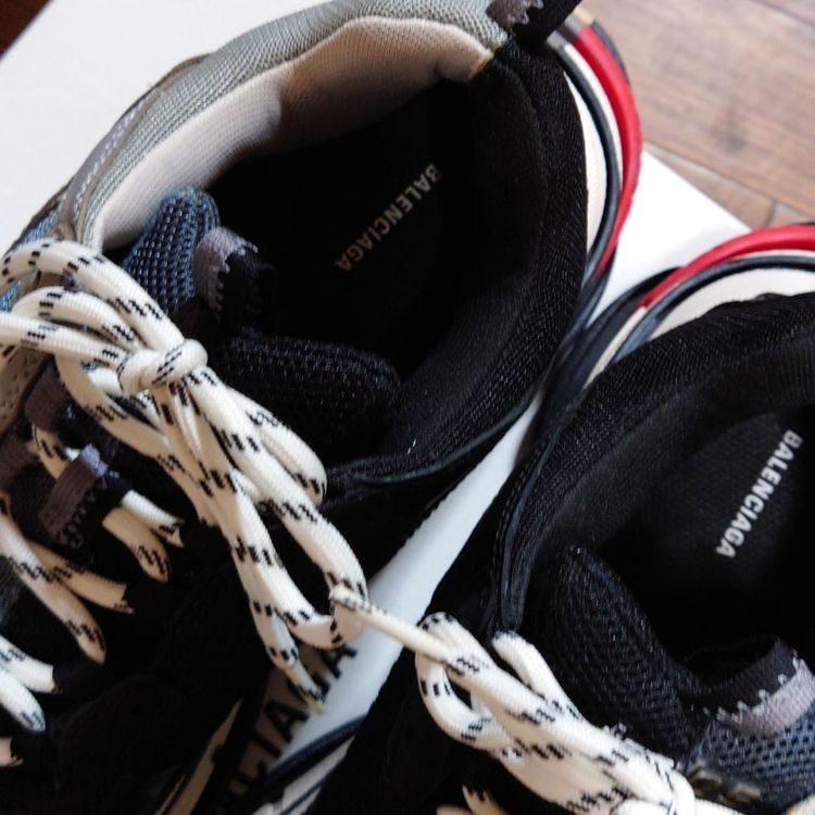 トリプルS（古着・ファッション）の商品画像 - 査定依頼日：2022年6月25日