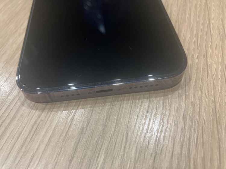 iPhone iPhone 14 Pro Max 256GB au（スマホ）の商品画像 - 査定依頼日：2026年9月23日 - 最高査定価格：86,000円