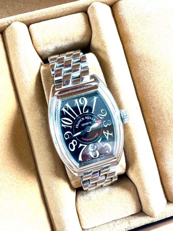 フランクミュラー 8005L コンキスタドール（高級時計）の商品画像 - 査定依頼日：2025年6月3日 - 最高査定価格：220,000円