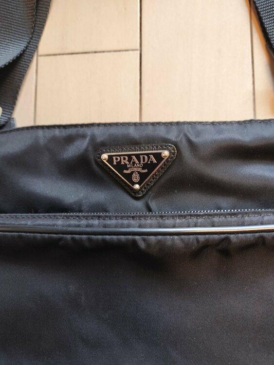 プラダ  （ブランドバッグ）の商品画像 - 査定依頼日：2026年3月24日 - 最高査定価格：40,000円