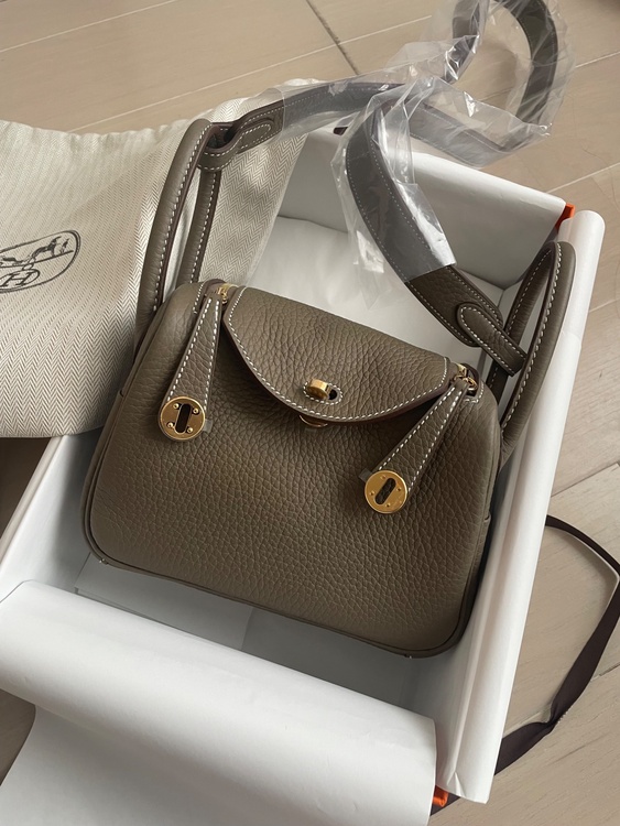 ミニリンディ18（ブランドバッグ）の商品画像 - 査定依頼日：2026年1月20日 - 最高査定価格：1,600,000円