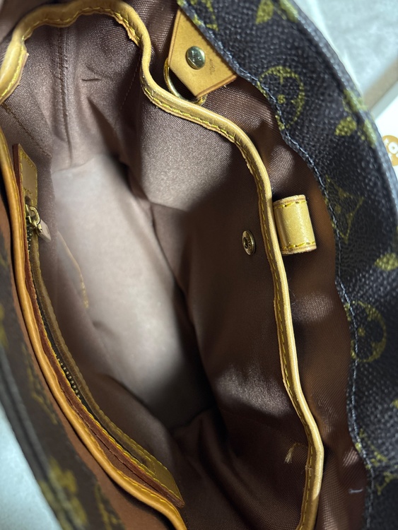 ルイヴィトン モノグラム （ブランドバッグ）の商品画像 - 査定依頼日：2026年3月23日 - 最高査定価格：80,000円