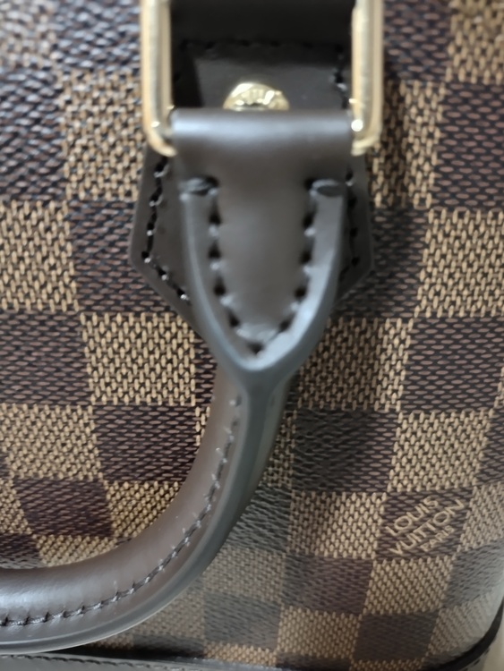ルイヴィトンアルマbbダミエバッグ（ブランドバッグ）の商品画像 - 査定依頼日：2025年10月4日 - 最高査定価格：200,000円