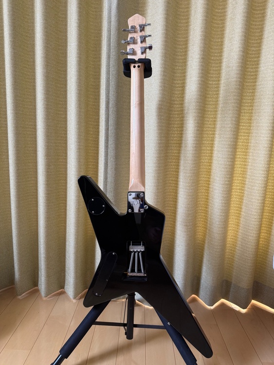 RANDOM STAR -THE BLACK STAR-（ピアノ・楽器・PA機材）の商品画像 - 査定依頼日：2026年7月26日 - 最高査定価格：280,000円