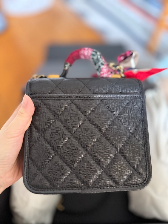 不明（ブランドバッグ）の商品画像 - 査定依頼日：2025年6月13日 - 最高査定価格：600,000円