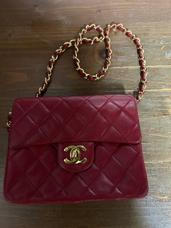 シャネル マトラッセ （ブランドバッグ）の商品画像 - 査定依頼日：2025年2月27日 - 最高査定価格：200,000円