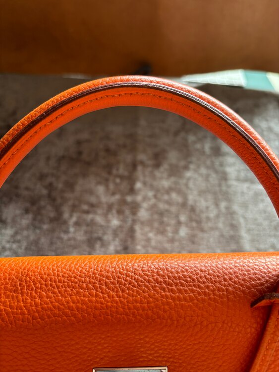 ケリー32cm（ブランドバッグ）の商品画像 - 査定依頼日：2025年5月27日 - 最高査定価格：600,000円