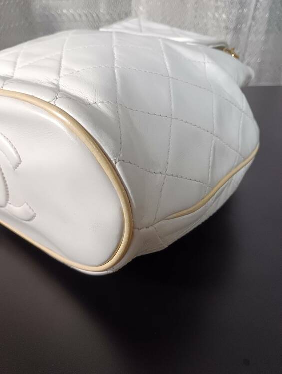 CHANEL Wチェーンショルダーバッグ（ブランドバッグ）の商品画像 - 査定依頼日：2026年10月10日 - 最高査定価格：100,000円