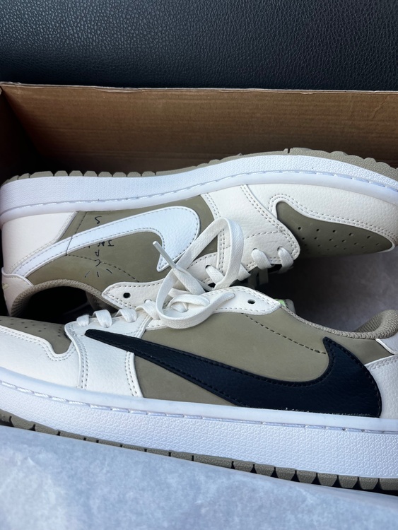 FZ3124200（古着・ファッション）の商品画像 - 査定依頼日：2026年1月3日 - 最高査定価格：30,000円