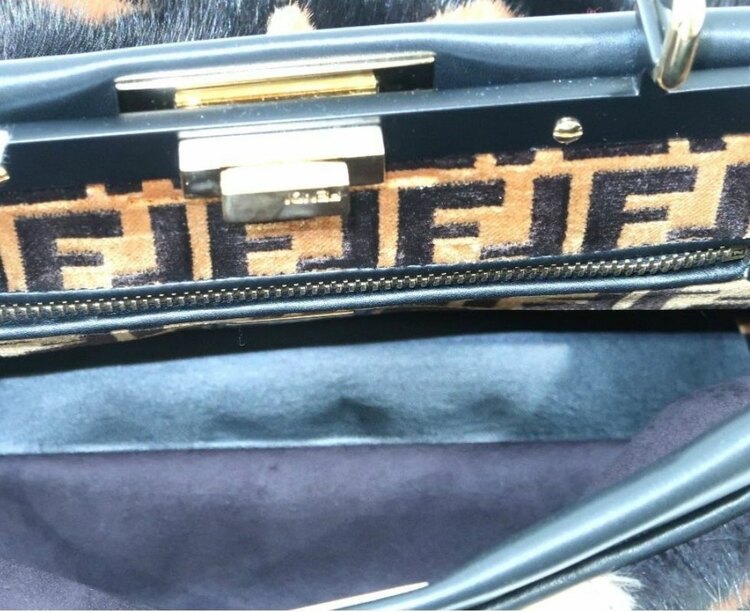 ピーカブ　毛皮（ブランドバッグ）の商品画像 - 査定依頼日：2025年4月21日 - 最高査定価格：200,000円