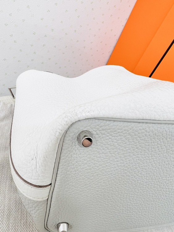 PM ◻︎P刻印（ブランドバッグ）の商品画像 - 査定依頼日：2026年3月15日 - 最高査定価格：300,000円