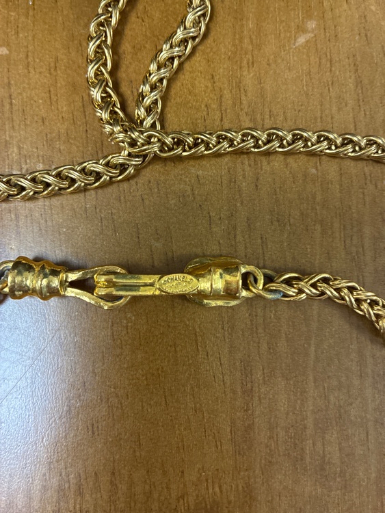 1980s Vintage CHANEL Necklace（ブランド財布・小物）の商品画像 - 査定依頼日：2026年2月12日 - 最高査定価格：80,000円