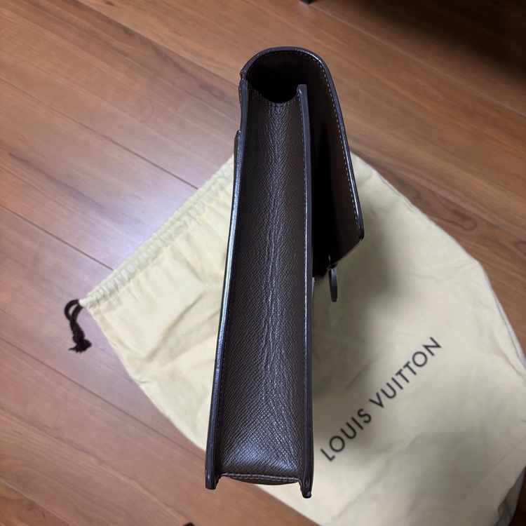 ルイヴィトン タイガ （ブランドバッグ）の商品画像 - 査定依頼日：2026年1月7日 - 最高査定価格：40,000円