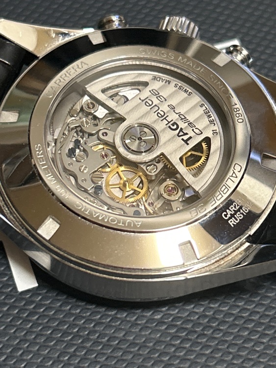 タグホイヤー カレラ CAR2B1（高級時計）の商品画像 - 査定依頼日：2025年6月21日 - 最高査定価格：330,000円