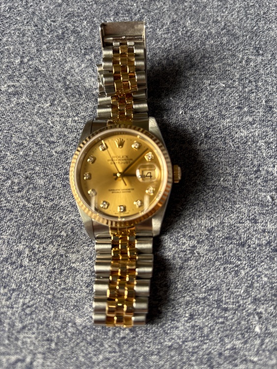 デイトジャスト（高級時計）の商品画像 - 査定依頼日：2025年9月4日 - 最高査定価格：900,000円