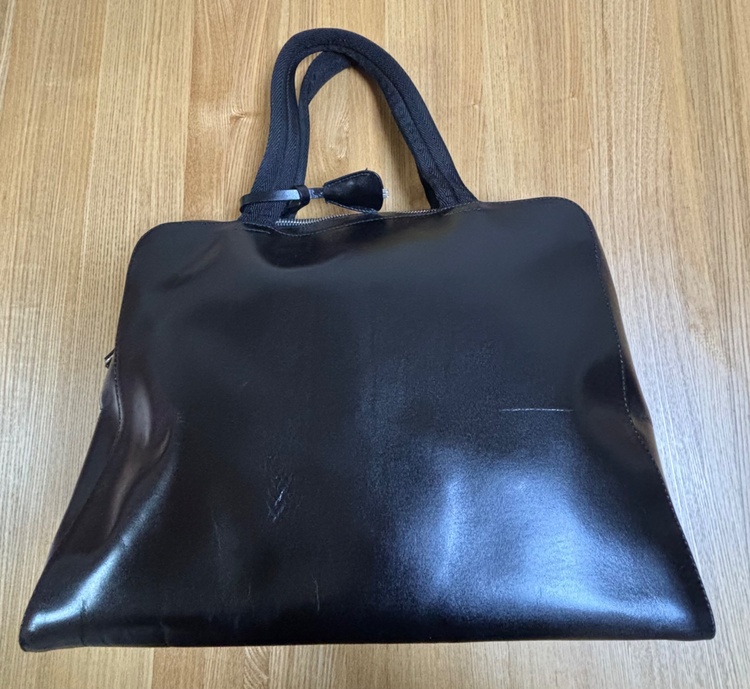 プラダ  （ブランドバッグ）の商品画像 - 査定依頼日：2026年1月30日 - 最高査定価格：15,000円