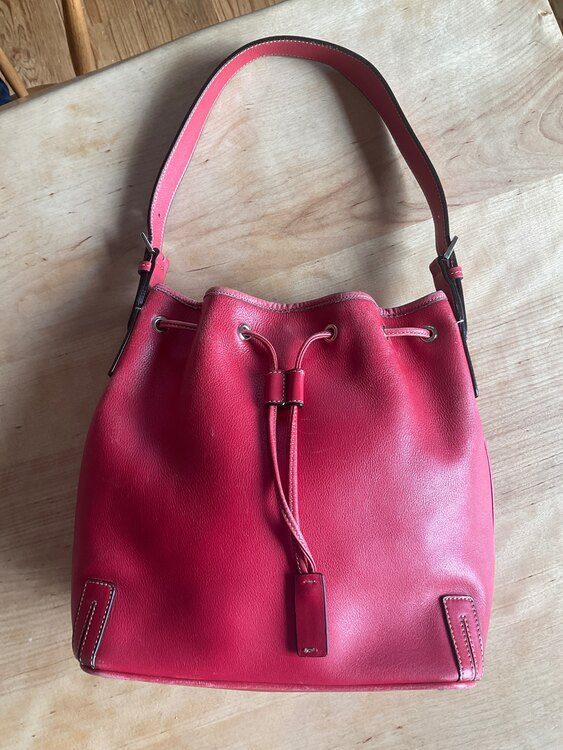 その他 バーバリー （ブランドバッグ）の商品画像 - 査定依頼日：2025年3月10日 - 最高査定価格：10,000円