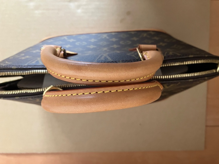 ルイヴィトン アルマ （ブランドバッグ）の商品画像 - 査定依頼日：2026年1月4日 - 最高査定価格：75,000円