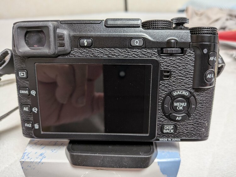 X-E2（カメラ）の商品画像 - 査定依頼日：2026年8月31日 - 最高査定価格：32,100円