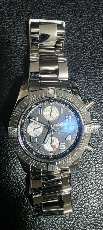 BREITLING（高級時計）の商品画像 - 査定依頼日：2026年10月10日 - 最高査定価格：400,000円