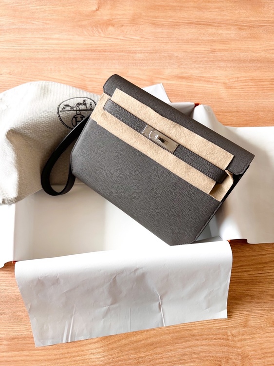 エルメス エルメス(その他)（ブランドバッグ）の商品画像 - 査定依頼日：2026年6月2日 - 最高査定価格：1,500,000円