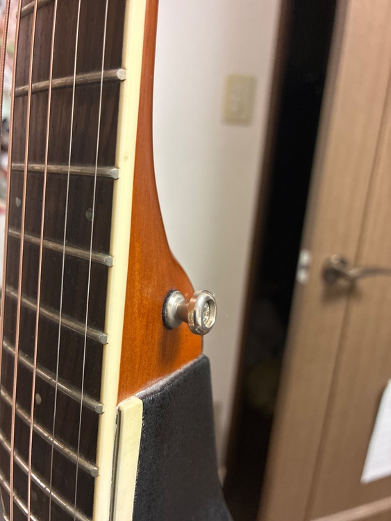 Ovation CE48P-TGE（ピアノ・楽器・PA機材）の商品画像 - 査定依頼日：2026年6月18日 - 最高査定価格：12,000円