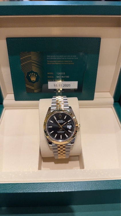 デイトジャスト41 コンビ　フルジュビ（高級時計）の商品画像 - 査定依頼日：2025年11月18日 - 最高査定価格：2,830,000円