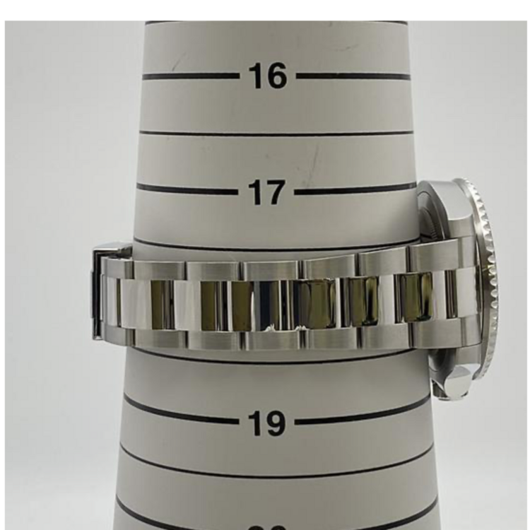 126720VTNR オイスター　2022（高級時計）の商品画像 - 査定依頼日：2025年12月1日 - 最高査定価格：2,450,000円