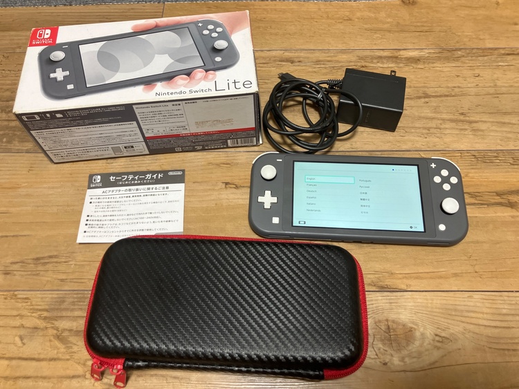 Nintendo Switch Light グレー（ゲーム機本体・ゲームソフト）の商品画像 - 査定依頼日：2026年4月12日 - 最高査定価格：15,000円
