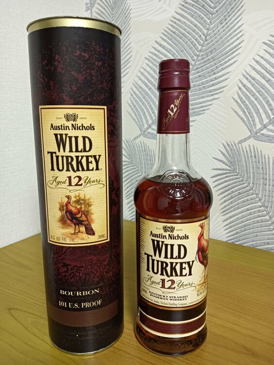 ウイスキー ワイルドターキー （お酒）の商品画像 - 査定依頼日：2025年12月23日 - 最高査定価格：45,000円