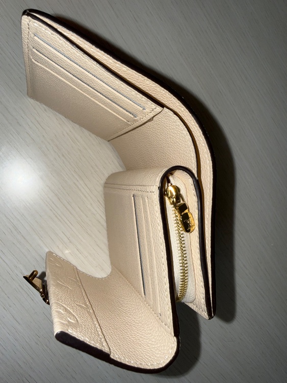 ポルトフォイユ・メティス コンパクトM81071（ブランド財布・小物）の商品画像 - 査定依頼日：2026年10月9日 - 最高査定価格：100,000円