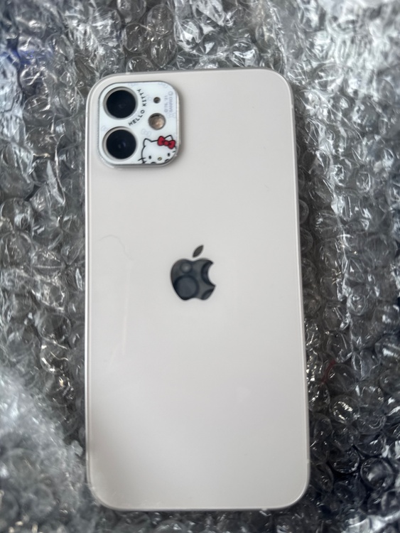 iPhone12 SIMフリー　ホワイト（スマホ）の商品画像 - 査定依頼日：2026年3月9日 - 最高査定価格：27,000円