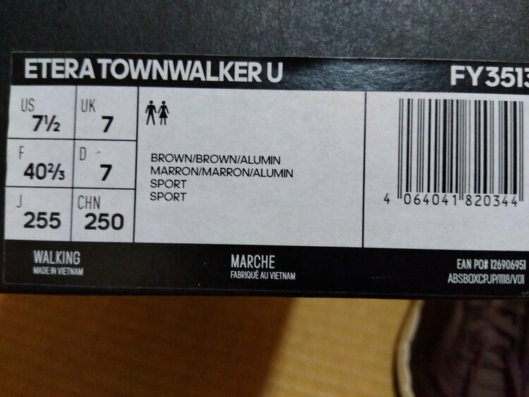 ETERATOWNALKER Ｕ  us71/2  F402/3  Ｊ255（古着・ファッション）の商品画像 - 査定依頼日：2026年3月29日 - 最高査定価格：1,000円