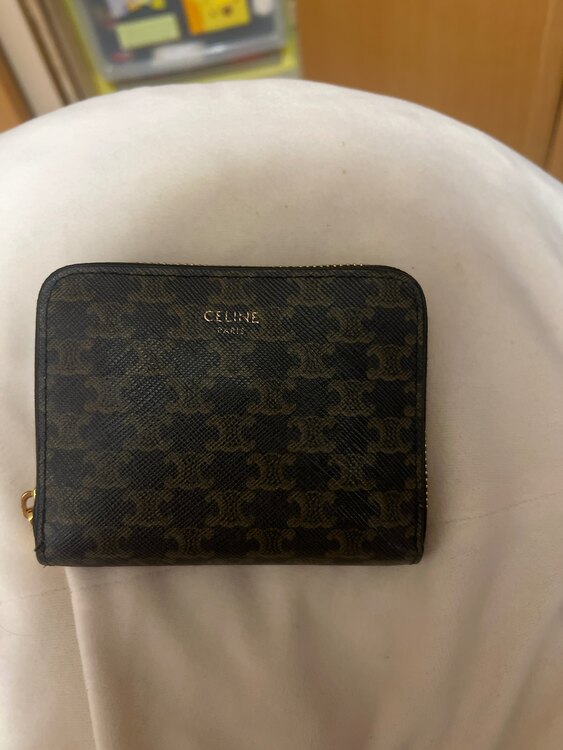 セリーヌ  （ブランドバッグ）の商品画像 - 査定依頼日：2025年3月26日 - 最高査定価格：30,000円