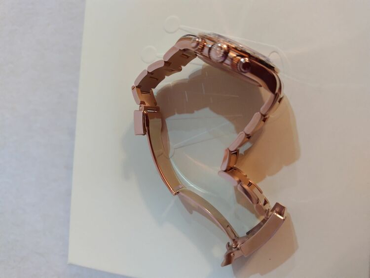 ロレックス デイトナ 126505 ダイヤいり（高級時計）の商品画像 - 査定依頼日：2025年9月12日 - 最高査定価格：8,500,000円